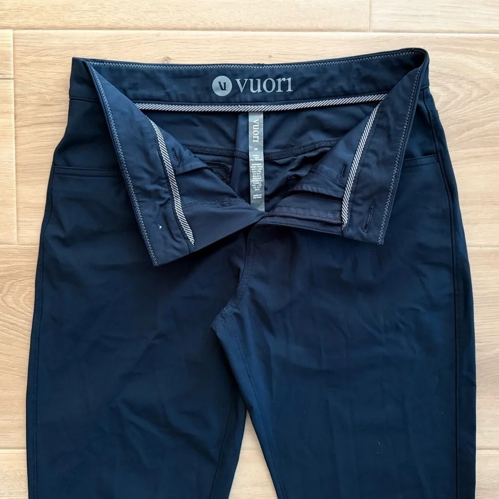 Vuori Meta Athletic Slim Pants in Black Size 28